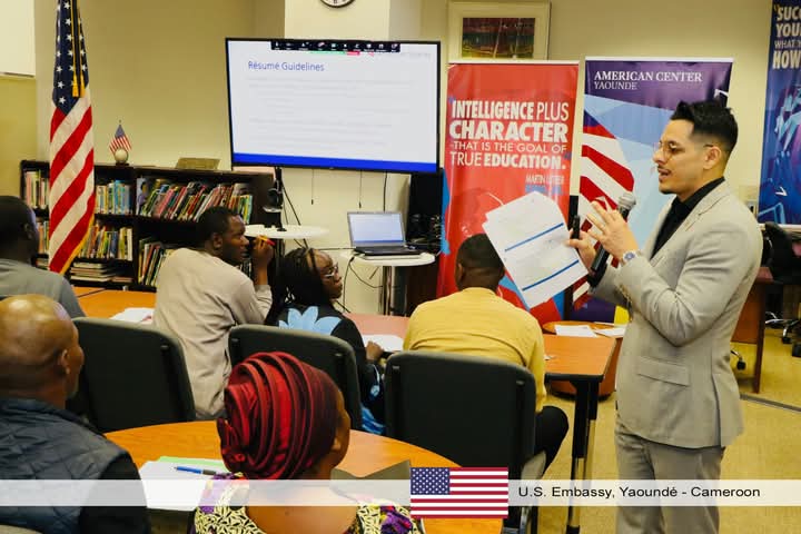 DockbledOfficiel (@dockbledrappeur) on Twitter photo Thank you for the invitation to the Masterclass at the <a href="/USEmbYaounde/">U.S. Embassy Yaounde</a> Embassy of the United States of America in Cameroon Thank you Mr. Consul for the advice and Madam Deputy Public Affairs of the Embassy of the United States in Cameroon. Thank you for the invitation to the Masterclass at the <a href="/USEmbYaounde/">U.S. Embassy Yaounde</a> Embassy of the United States of America in Cameroon Thank you Mr. Consul for the advice and Madam Deputy Public Affairs of the Embassy of the United States in Cameroon.