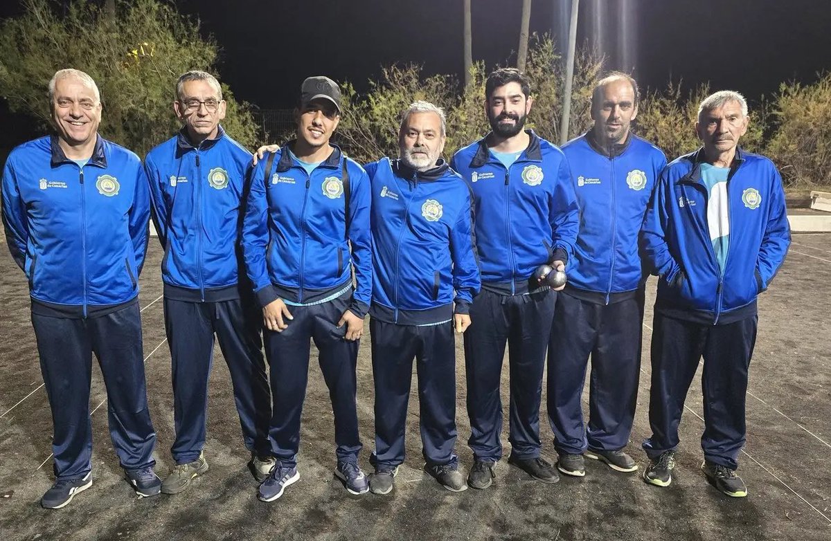 El C.D Los Barbolos de Breña Baja obtiene un valioso subcampeonato insular de petanca, que le vale la clasificación para el Campeonato de Canarias 🇮🇨 que se disputará en Gran Canaria los próximos 19 y 20 de julio. 

Enhorabuena también al CD Puntón, que se proclamó campeón 🎉!