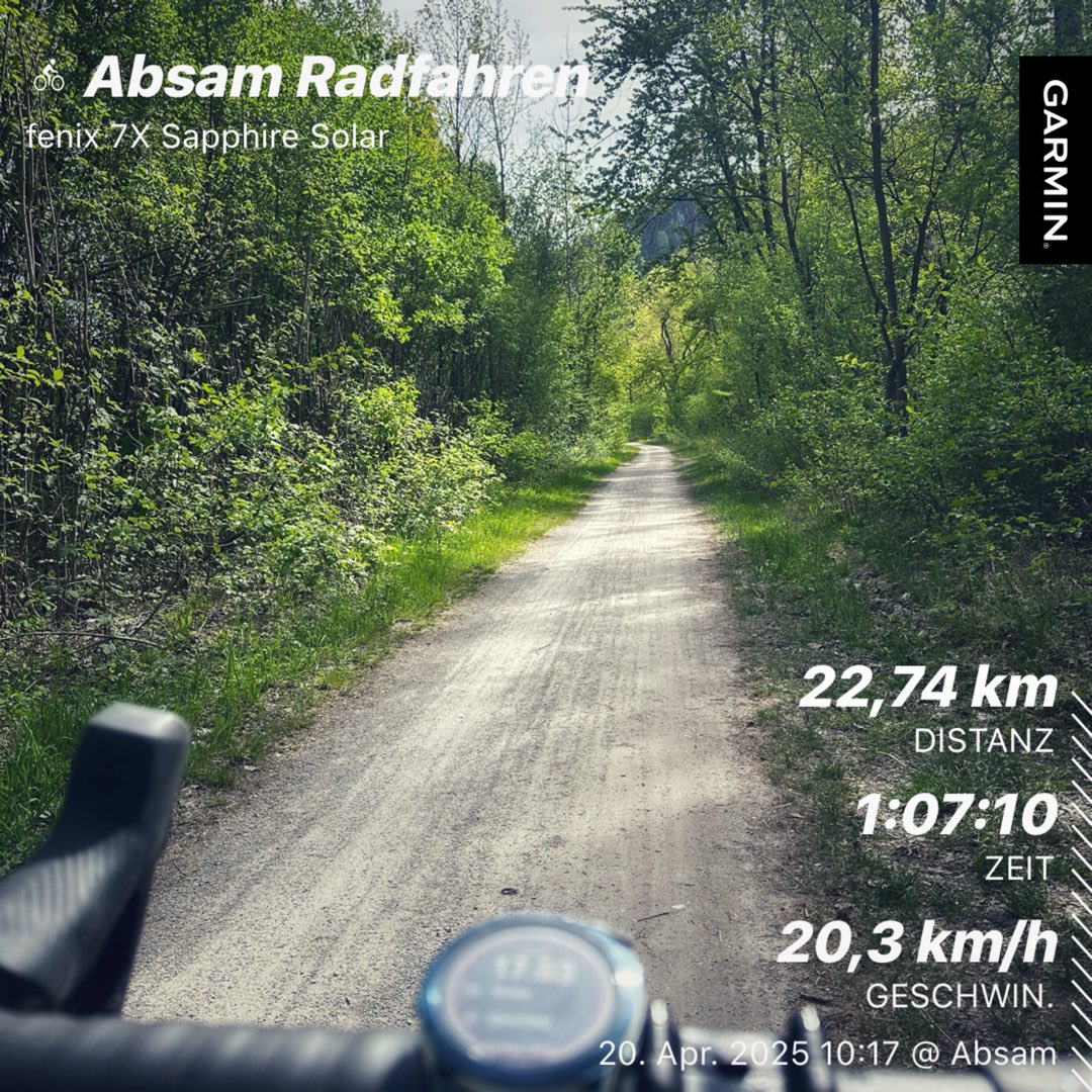 HaraldHolzhamm1's tweet photo. …gravelrunde..#keeponrolling #innsbruck #cube https://t.co/zw641tKW6T