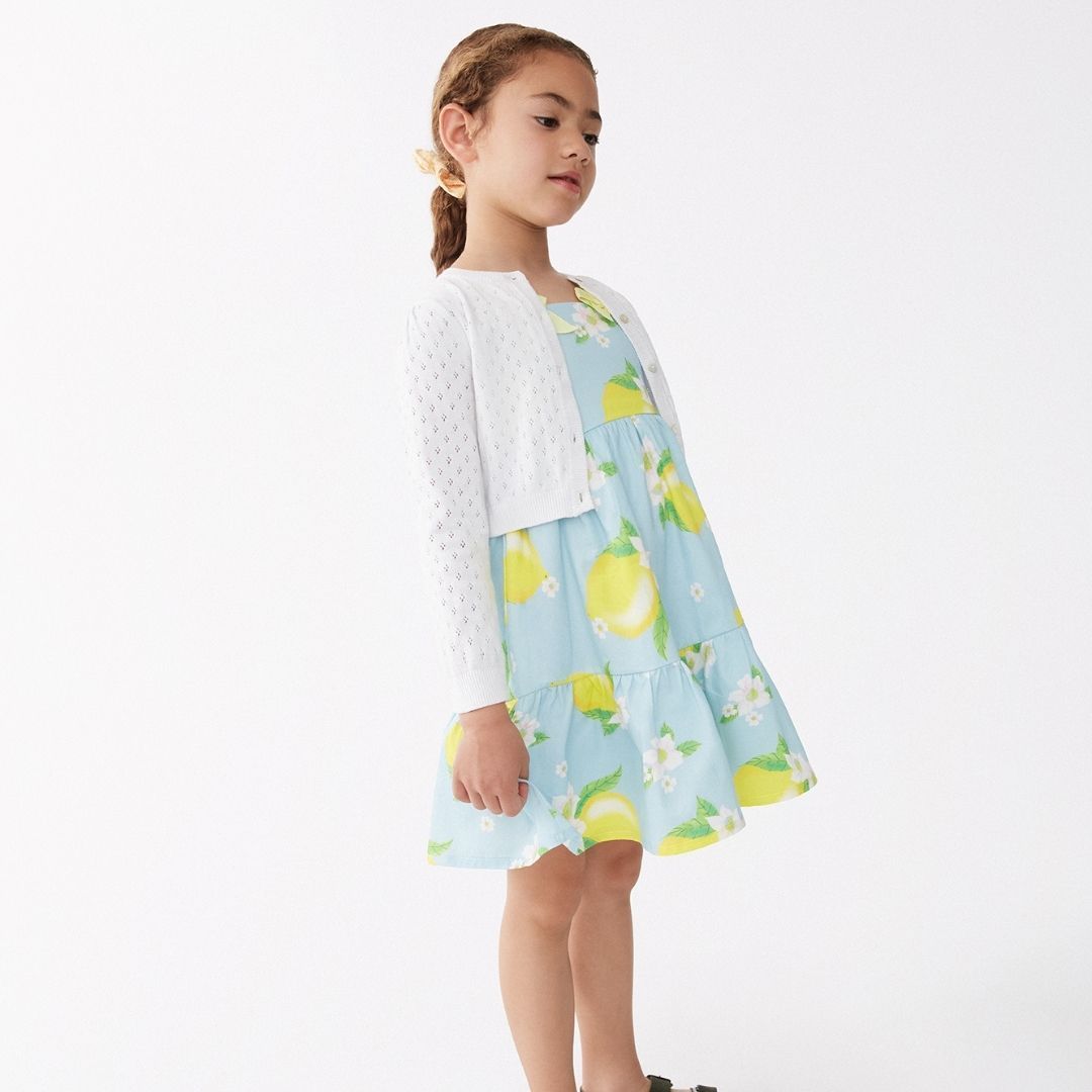 No dejes para mañana el outfit bonito que te puedes poner hoy.
Vestido de algodón satinado LIMONCELLO y chaqueta de tricot calado RITA de la colección Limoncello 🍋

#canadahouseofficial #weRcanada #spring #fashion #kids #modainfantil #limoncello