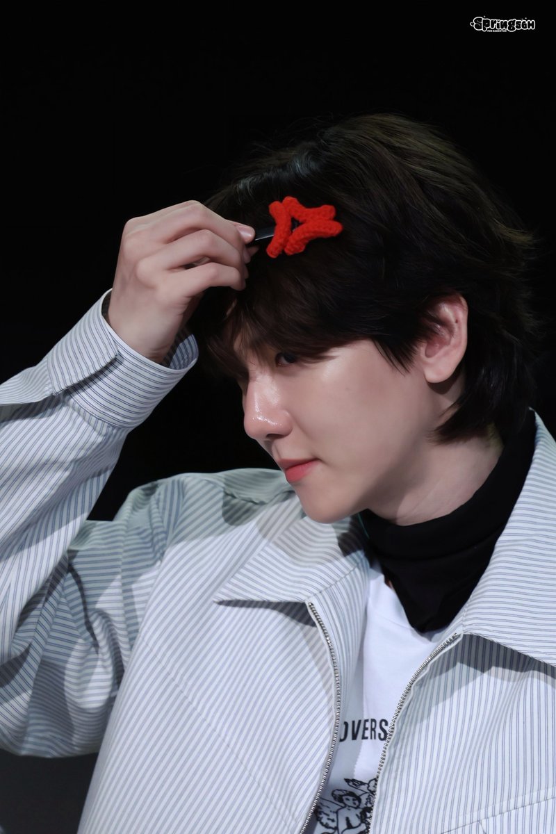 Spring56H's tweet photo. 250420 위드뮤 포토북 팬싸 #백현

💢

@B_hundred_Hyun
#백현 #BAEKHYUN #伯賢 #ベッキョン https://t.co/FWJuGsphdx