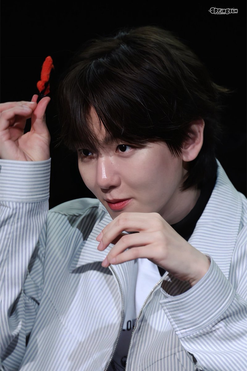 Spring56H's tweet photo. 250420 위드뮤 포토북 팬싸 #백현

💢

@B_hundred_Hyun
#백현 #BAEKHYUN #伯賢 #ベッキョン https://t.co/FWJuGsphdx