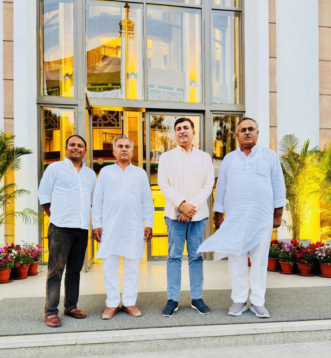 तस्वीर कांग्रेस के नये मुख्यालय इंदिरा भवन से।

#IndiraBhawan 
#JMM
