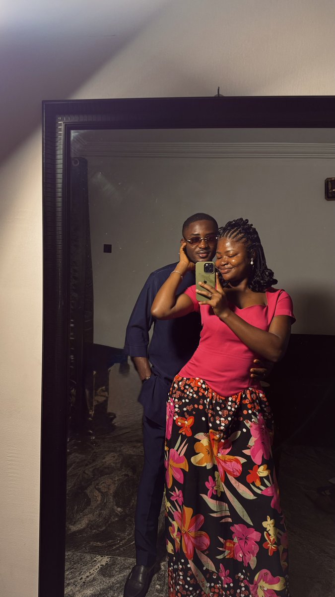 Toriah__'s tweet image. Happy Easter Celebration😍😍✨

Our outfits: My husband❤️