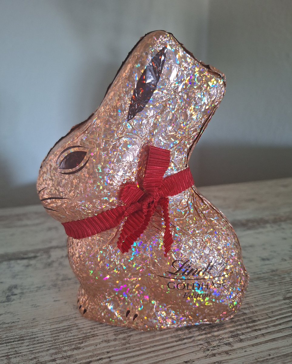 Mel Aura tweet media