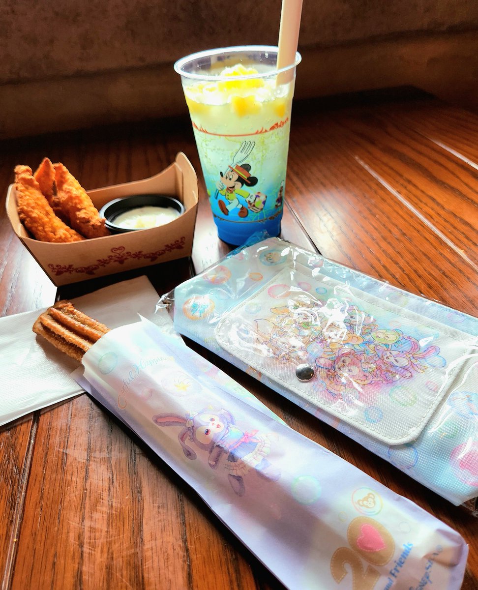 「ザンビのパイナップル&amp;ココナッツのスパークリング(ノンアル) オリーブと」|桜⛩歌のイラスト