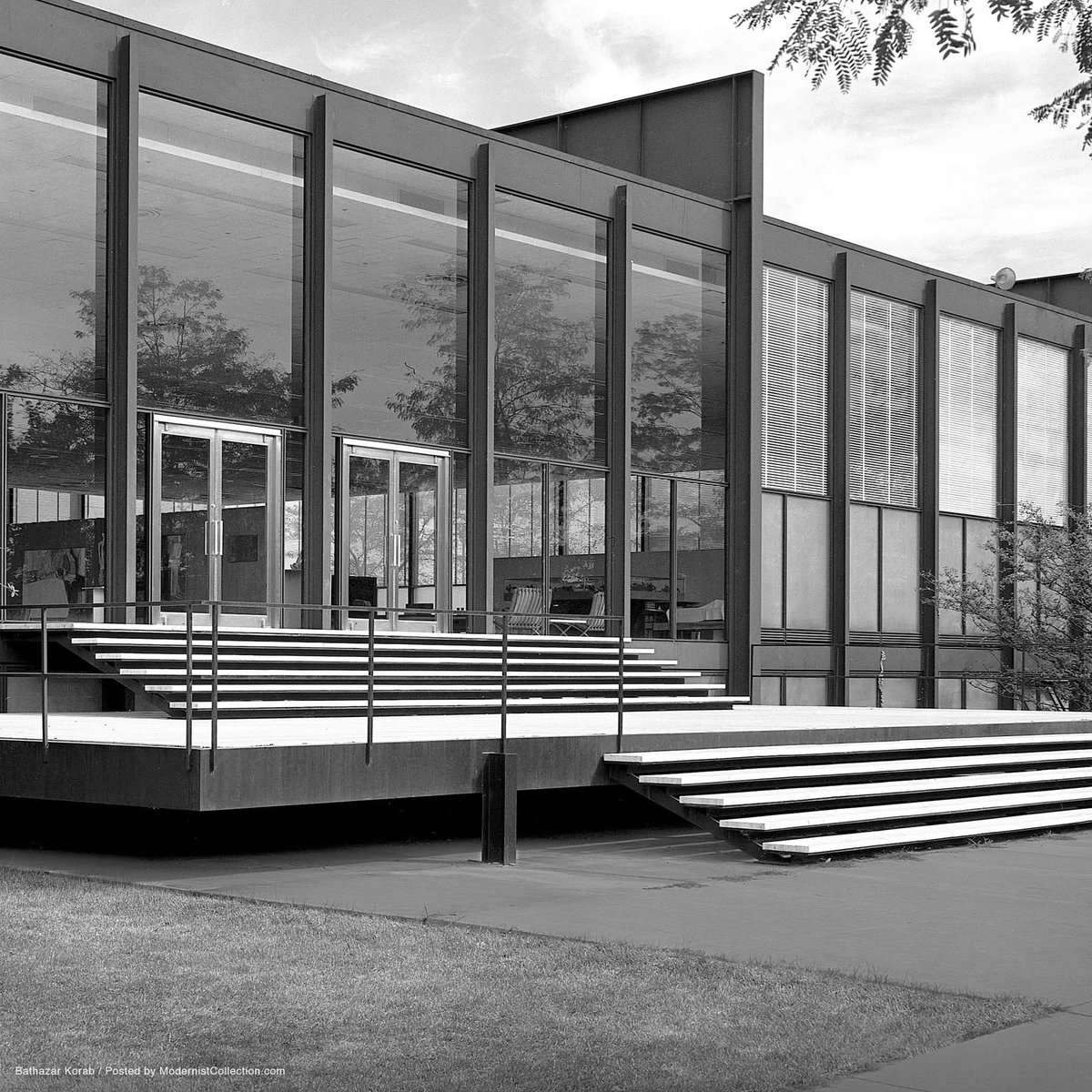 Ludwig Mies van der Rohe