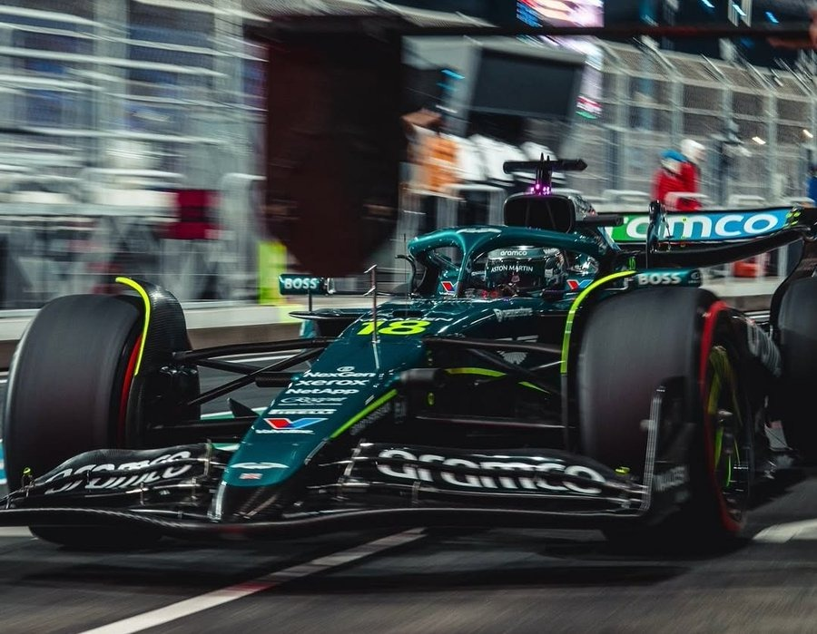 F1Krampon's tweet photo. 💬 Lance Stroll'un en fazla Q1'de elenme rekorunu kırmasına verdiği yanıt:

"Eğer McLaren pilotlarını 10 yıl boyunca bir Sauber'e koyarsanız, o zaman en fazla Q1 elenmesi rekoru onlarda olur." https://t.co/fU1eg7GdcU