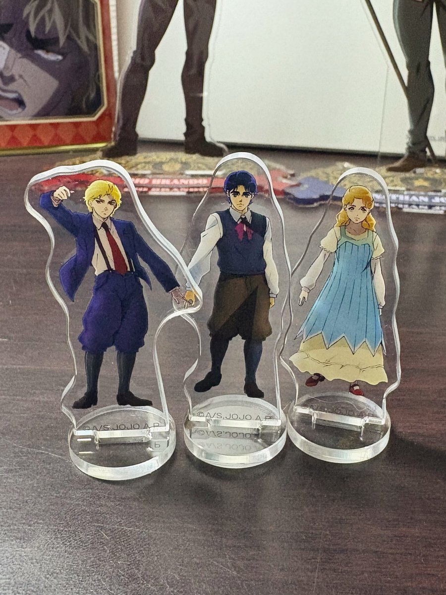 ずっと思ってたんだよ、こうやって置けば3人仲良く手繋いでるみたいじゃないかって。