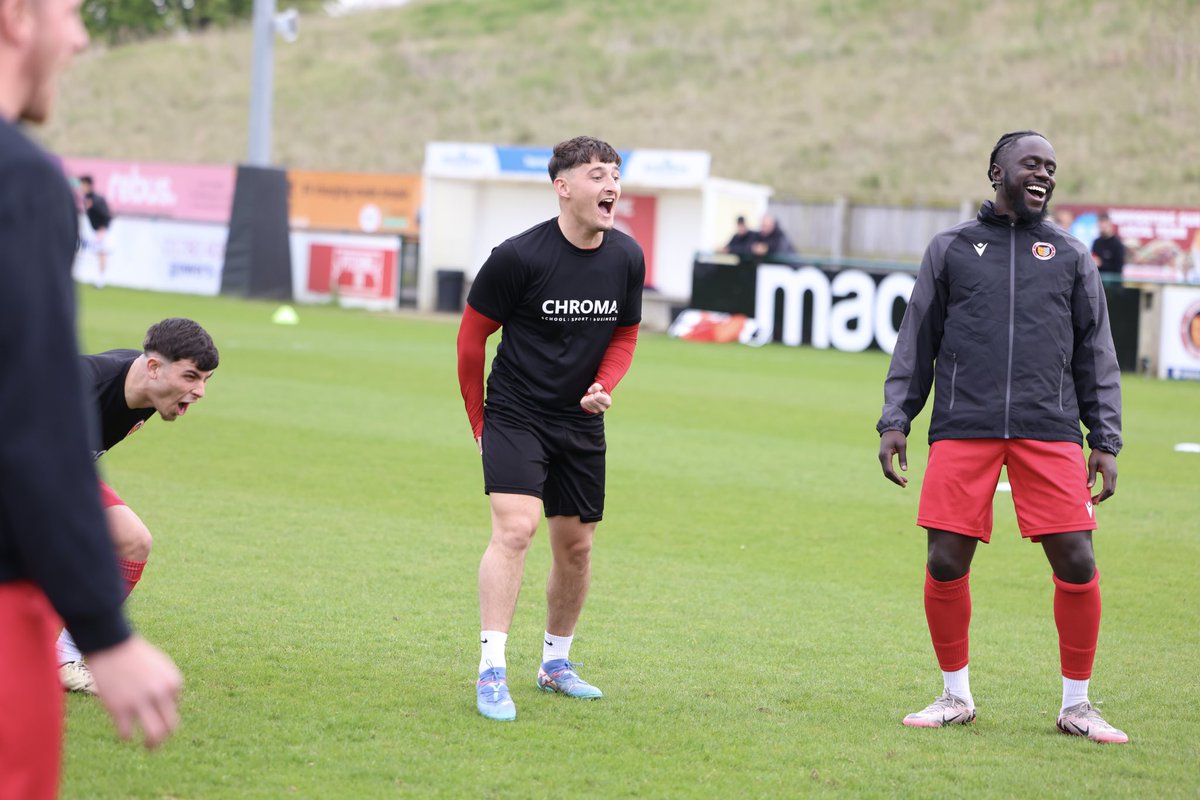 💪🏼 How good was it to see <a href="/harryvince/">Harry Vince</a> back with the squad warming up ahead of yesterday’s fixture. 

Post 7 months since his injury and he’s continuing to smash his recovery

📸: <a href="/Robgasman/">Rob O’Brien</a>