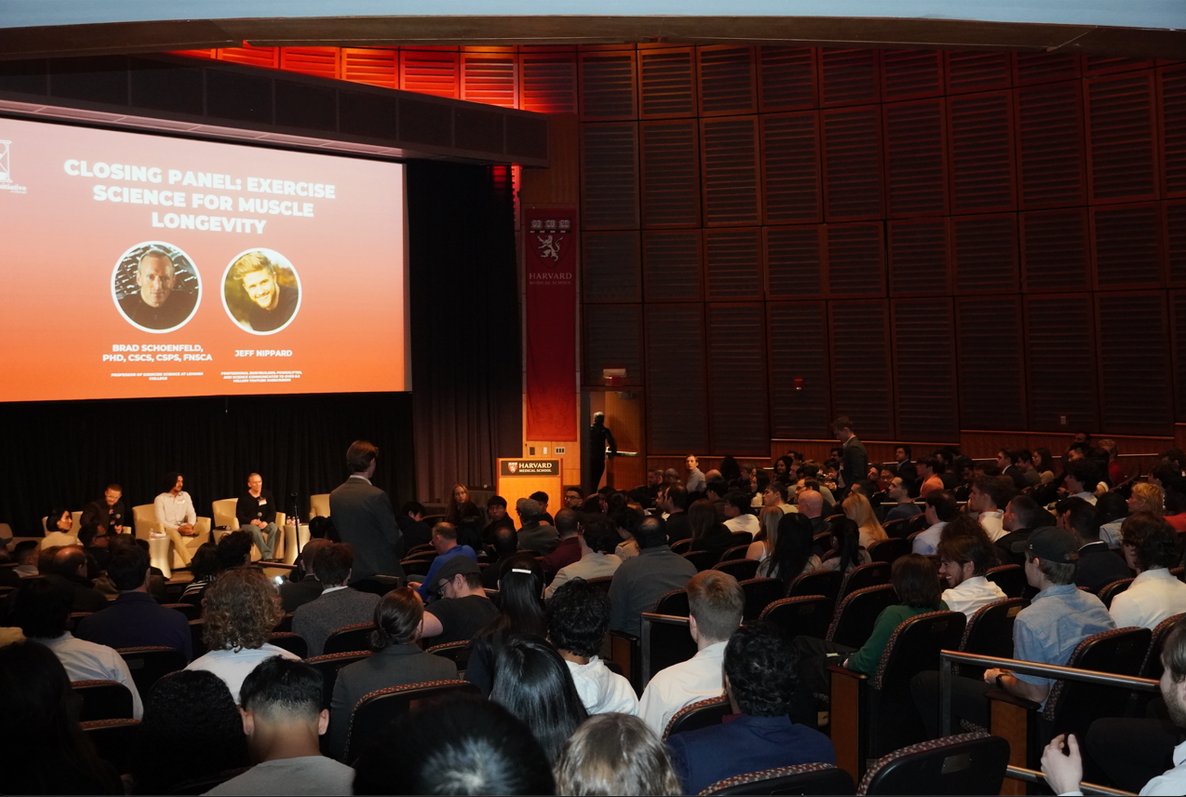 Honored to have been invited by the Harvard University Aging Initiative to speak this past weekend on a panel with @jeffnippard about resistance training strategies to enhance quality of life across the lifespan. RT is the closest thing we have to a fountain of youth!  #gottalift