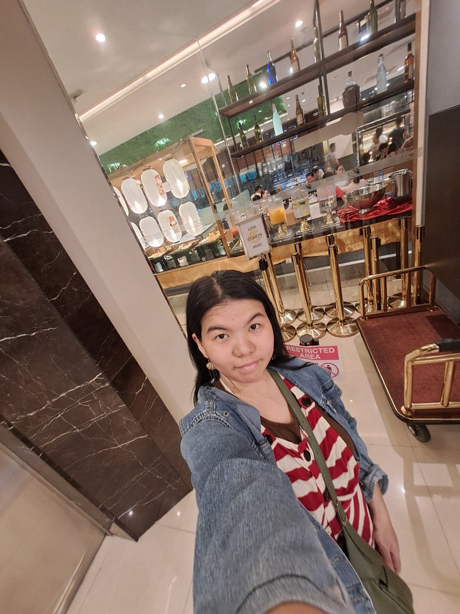 xandz34's tweet image. The most important thing is to enjoy your life—to be happy—it's all that matters... ☺️ 
#AceHotel #acehotelandsuites #acehotelandspa #acehotelbuffet #holyweek #SemanaSanta 
📷  Apr 17 2025 @AceHotelSuites @AceWaterSpa_