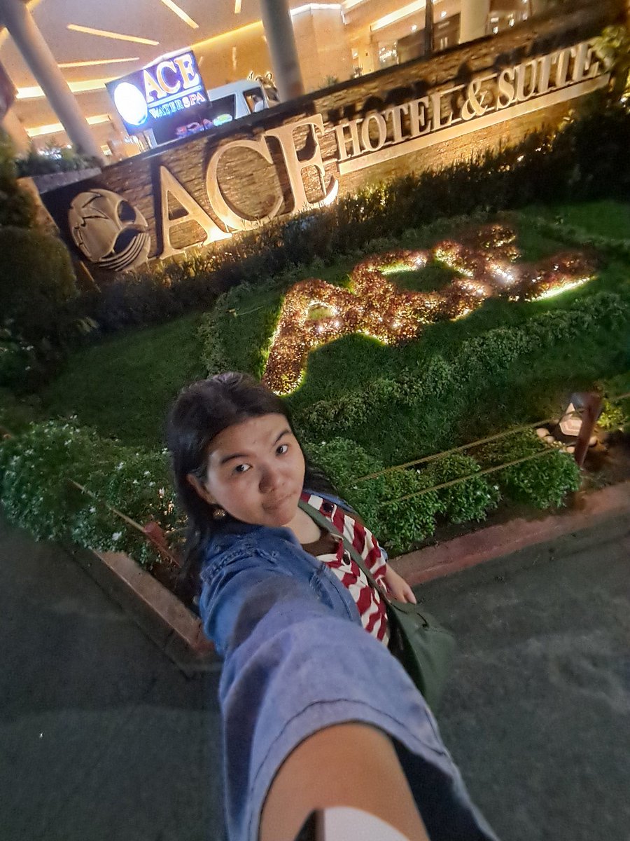 xandz34's tweet image. The most important thing is to enjoy your life—to be happy—it's all that matters... ☺️ 
#AceHotel #acehotelandsuites #acehotelandspa #acehotelbuffet #holyweek #SemanaSanta 
📷  Apr 17 2025 @AceHotelSuites @AceWaterSpa_