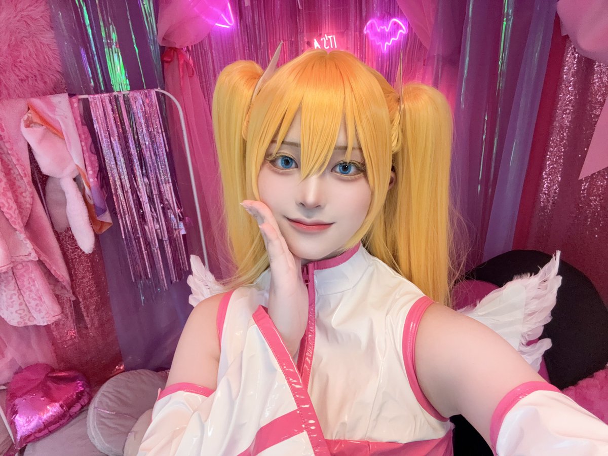 cos.にごリリ

まどさんノキエルと撮影楽しかった~♡
また沢山やろ〜ね‼️‼️