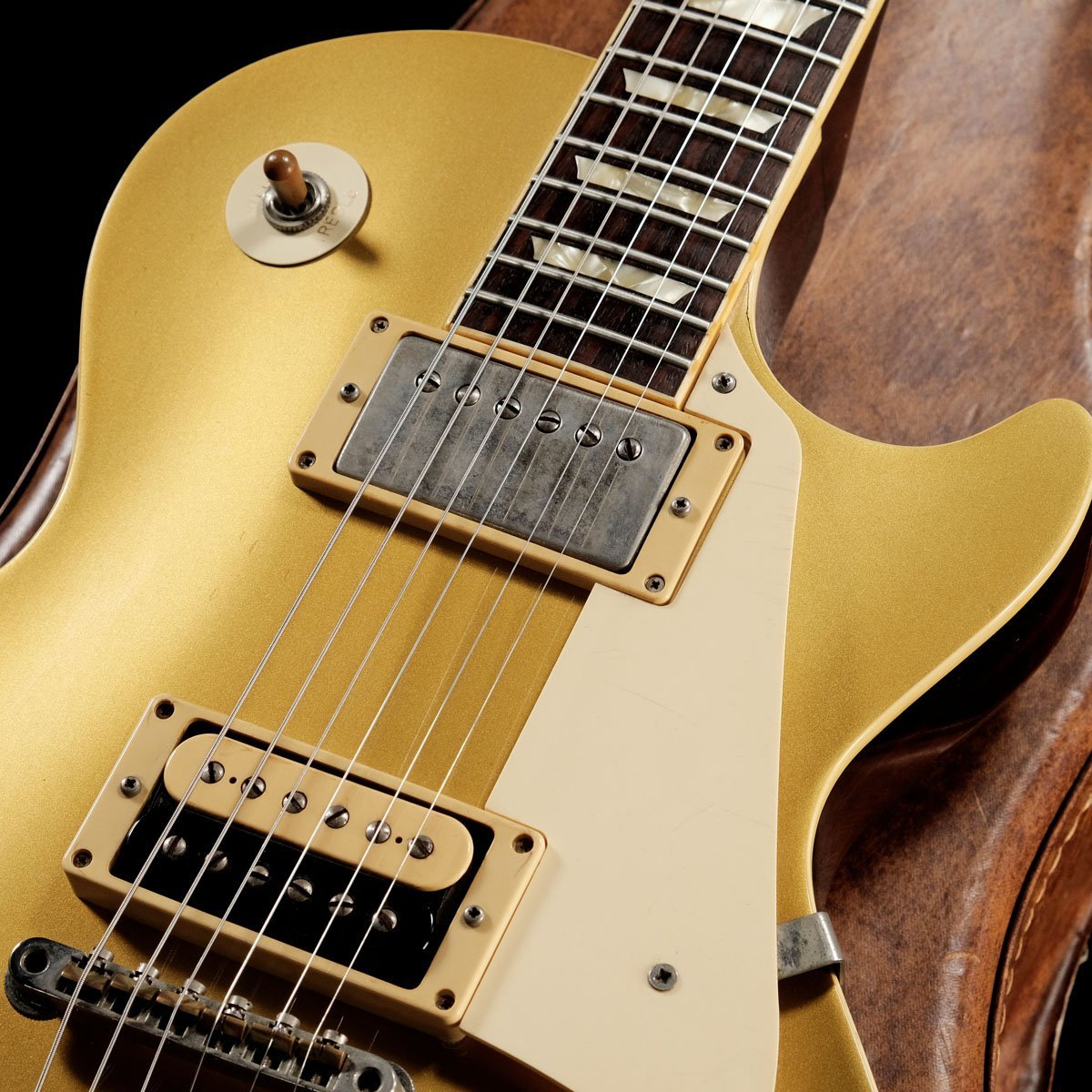 1484shibuya's tweet photo. 1979年製、Tokai / LS-80 Les Paul Reborn Gold Topが入荷!!プレイアビリティも良好です。ぜひこの機会にご検討くださいませ。
https://t.co/hRsfYWS9pl
#Tokai #LS80 #Gold #vintage https://t.co/nEbs1FZ75h