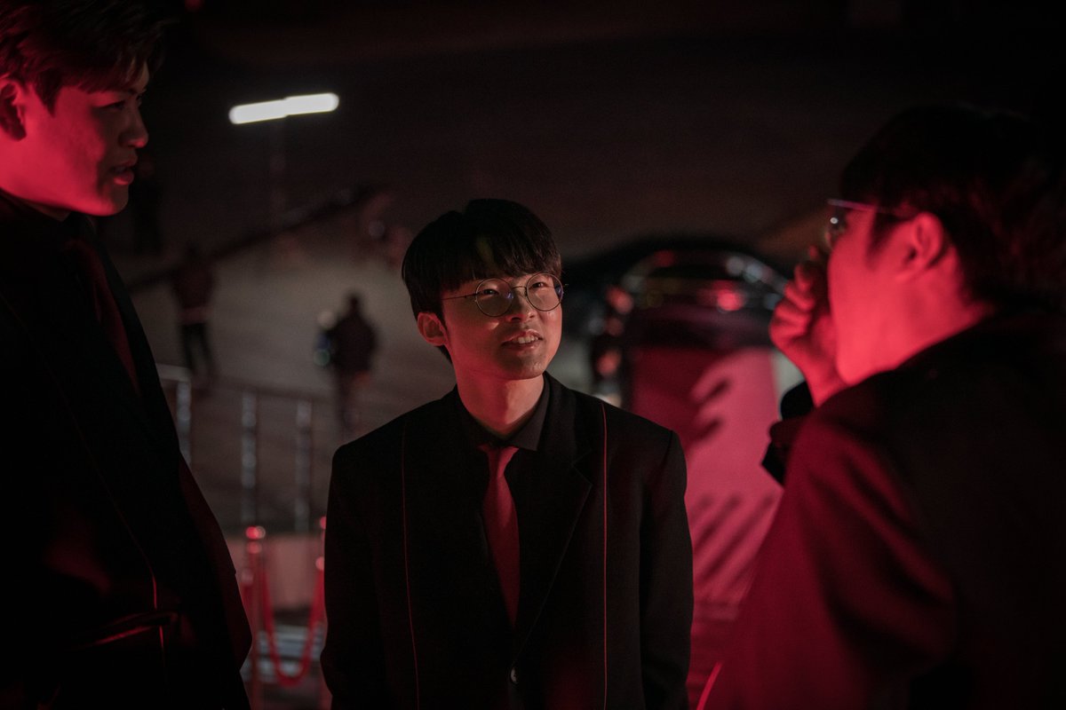 flic.kr/p/2nceDTq

왼쪽 오른쪽으로 넘기면 사진 많음!