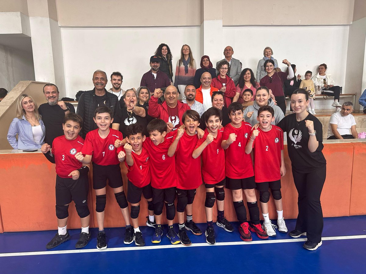 Galibiyet sevinci... yedidağspor....