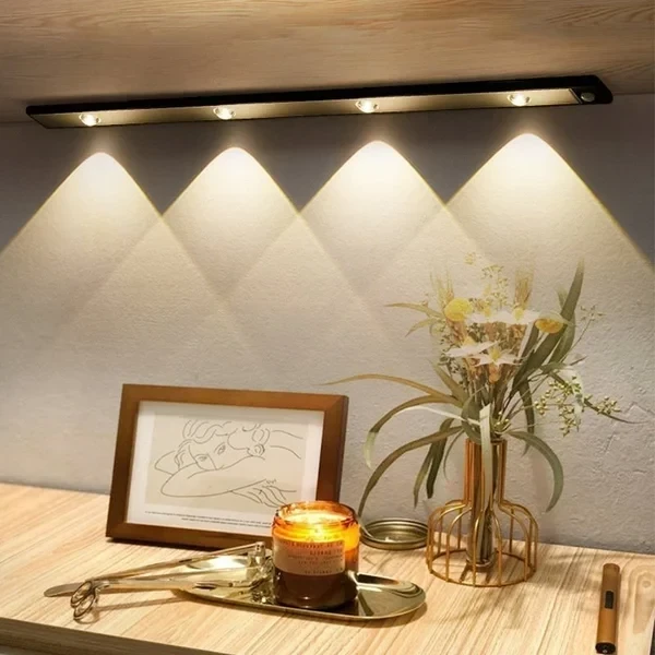 KaydaShop's tweet image. Transform your space with this sleek wall light! ✨ Perfect for cozy vibes with candles, art, and flowers. Elevate your decor game! #HomeDecor #Lighting #Cozy