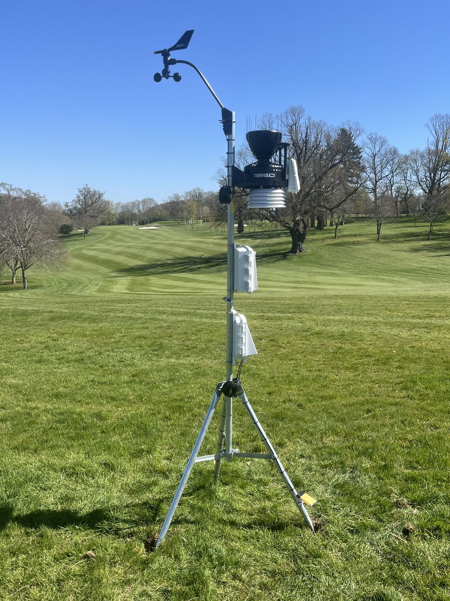 UKWeatherExpert's tweet photo. Installation Spotlight:
A high-precision weather monitoring system now live at Wellingborough Golf Club!
#InstallationSpotlight #ProdataWeather #DavisInstruments #EnviroMonitor #WellingboroughGolfClub #GolfCourseTech #LeafWetnessSensor #TurfManagement #PrecisionWeather #SmartIrrigation #AgriTech @davisinst