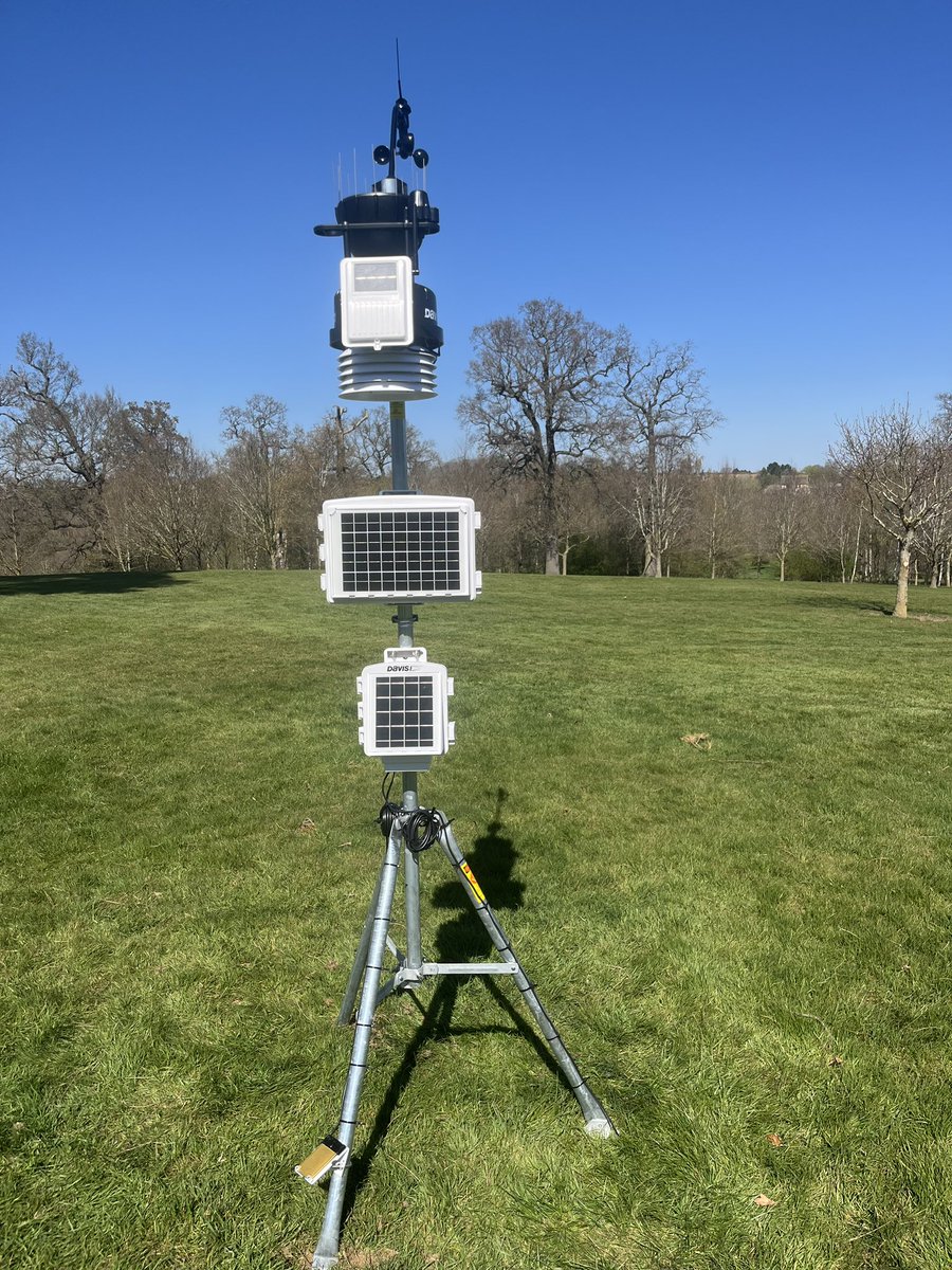 UKWeatherExpert's tweet photo. Installation Spotlight:
A high-precision weather monitoring system now live at Wellingborough Golf Club!
#InstallationSpotlight #ProdataWeather #DavisInstruments #EnviroMonitor #WellingboroughGolfClub #GolfCourseTech #LeafWetnessSensor #TurfManagement #PrecisionWeather #SmartIrrigation #AgriTech @davisinst