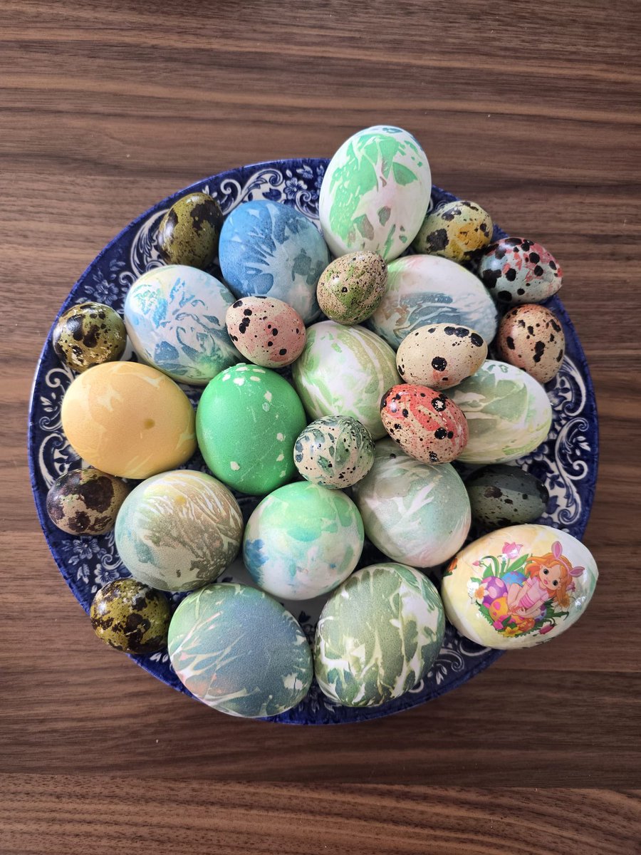 Happy Easter!☀️

In times of uncertainty, we return to the values that have shaped us - peace, dignity, hope.

May this day renew our belief in what holds us together: strong families, resilient communities, and the quiet strength of gratitude.