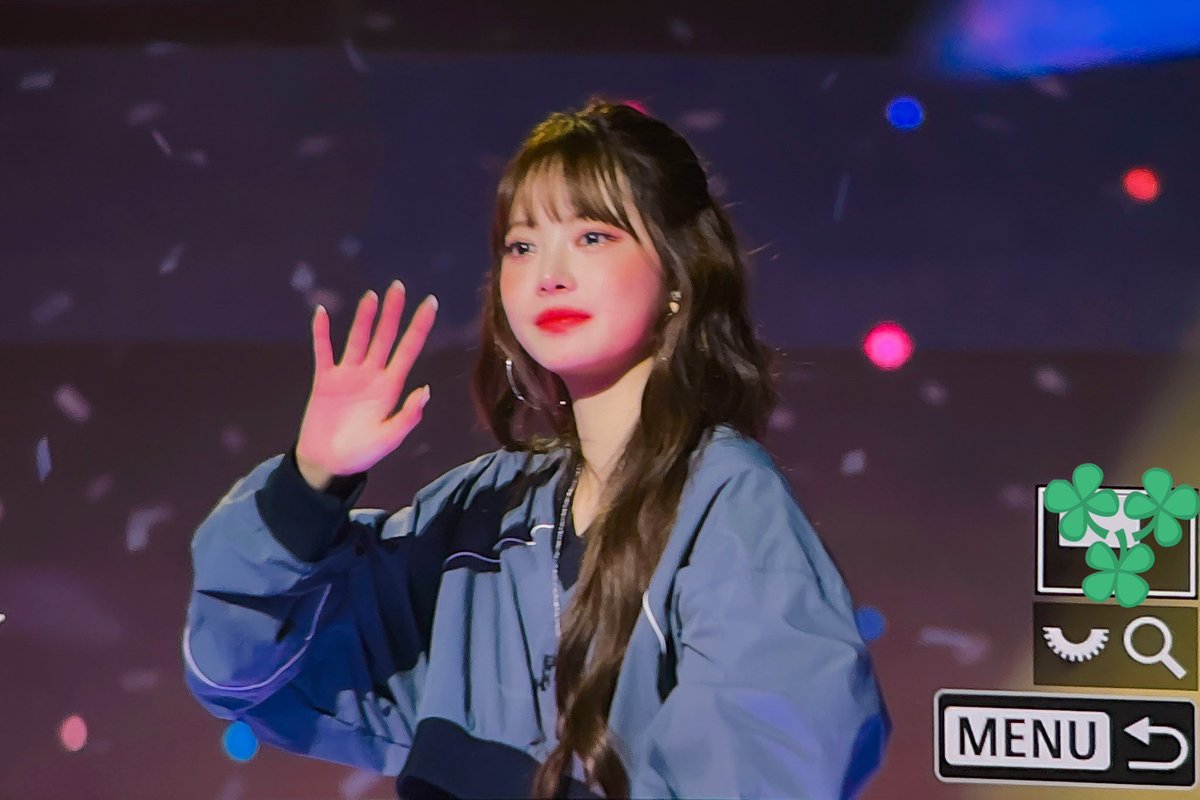 250420

#르세라핌 #LE_SSERAFIM #ウンチェ #홍은채 #HONGEUNCHAE #은채