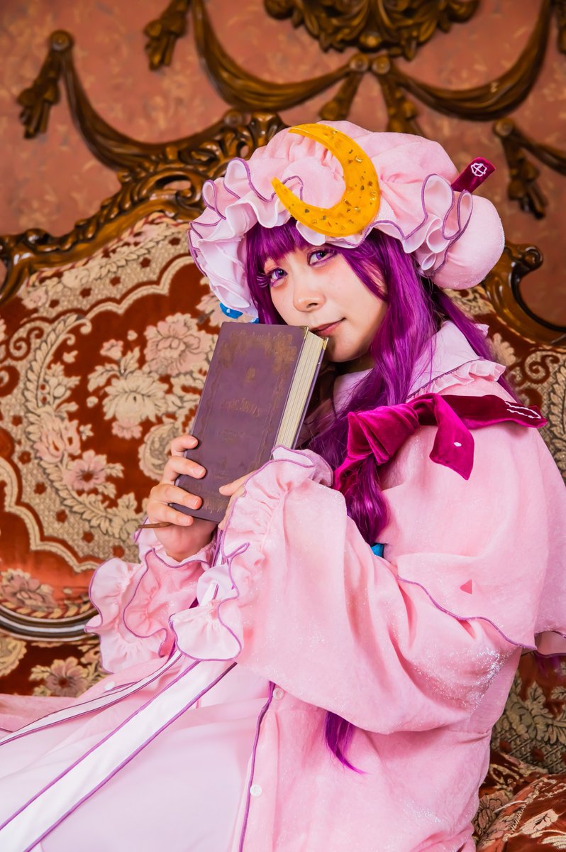 みかみとわ🛏️コスプレお休み中 (@rubbish02bbb) on Twitter photo 東方紅魔郷 〜 the Embodiment of Scarlet Devil.
知識と日陰の少女
パチュリー・ノーレッジ
お写真:しゃむむさん<a href="/aisino56amamam/">しゃむむの趣味PHOTO🦭</a>
#0216紅魔館 #しゃむむの作例 東方紅魔郷 〜 the Embodiment of Scarlet Devil.
知識と日陰の少女
パチュリー・ノーレッジ
お写真:しゃむむさん<a href="/aisino56amamam/">しゃむむの趣味PHOTO🦭</a>
#0216紅魔館 #しゃむむの作例