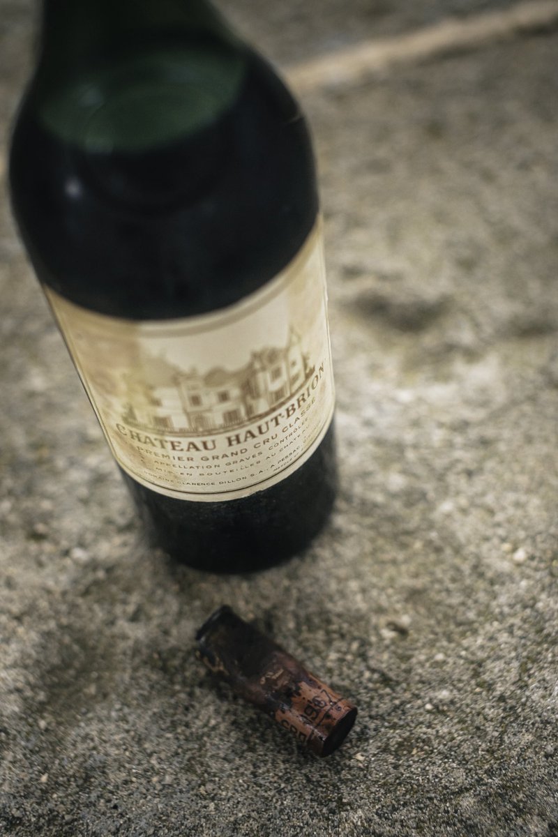 senineldar's tweet photo. Chateau Haut Brion 1967 https://t.co/3ic0EKd6Js