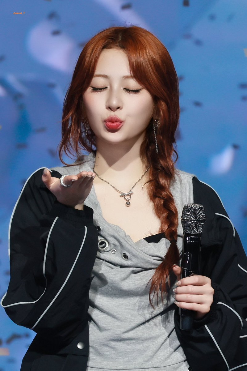 carrot_hyj's tweet photo. 250420 

#르세라핌 #LE_SSERAFIM 
#허윤진 #HUHYUNJIN #윤진 #ユンジン https://t.co/Au9sro6EQj