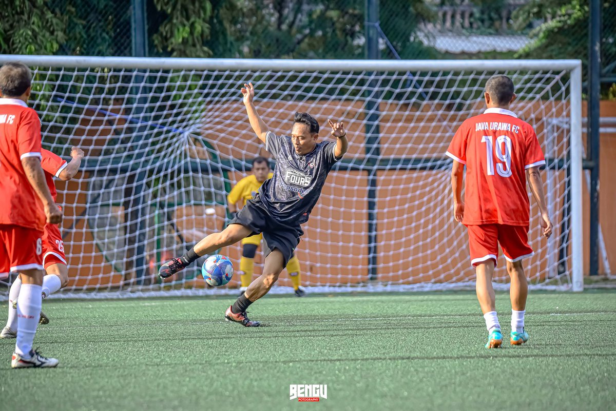 REDCROSSFC's tweet photo. MATCH IMAGES 📸 RED CROSS FC INDONESIA

🚩 SILATURAHMI FUN FRIENDLY MATCH HALAL BIHALAL
⚽ GAMA SELECTION FC VS RED CROSS FC
📅 SABTU, 19 APRIL 2025
🕥 Pkl. 15.30 - 18.00 WIB
🏟 LAP. INGUP PERUMNAS KLENDER JAKTIM

#redcrossfc #redcrossfootballclub #rcfc https://t.co/bOkiIjDfZh