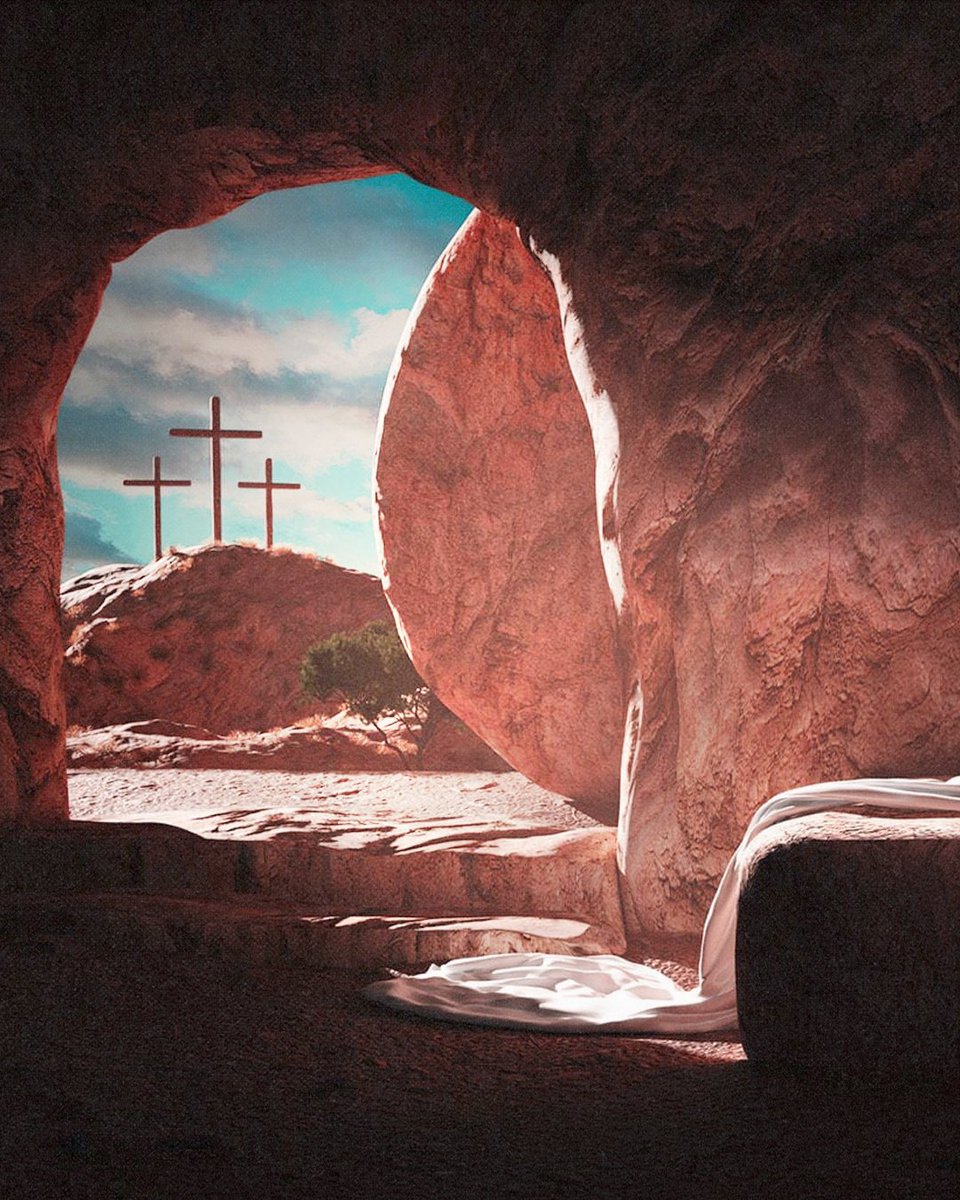 CircumUK's tweet photo. He is Risen! Happy Easter ❤📦 https://t.co/G6PxewqDix