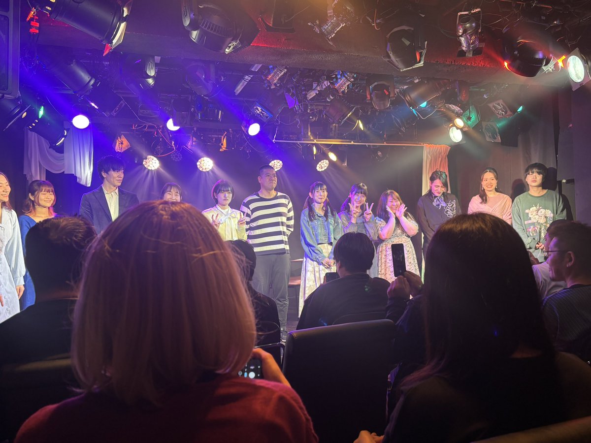 以前舞台で共演した双葉さんの舞台（大千穐楽）を観に行ってきました✨
双葉さんの優しさ溢れるお芝居に癒されていたら、ちょい悪役で出てきた時はギャップありすぎてびっくりしました🫣

初っ端から爆笑してたけど最後は感動🥹素敵な時間でした。皆様、お疲れ様でした☆
#今宵の交差点