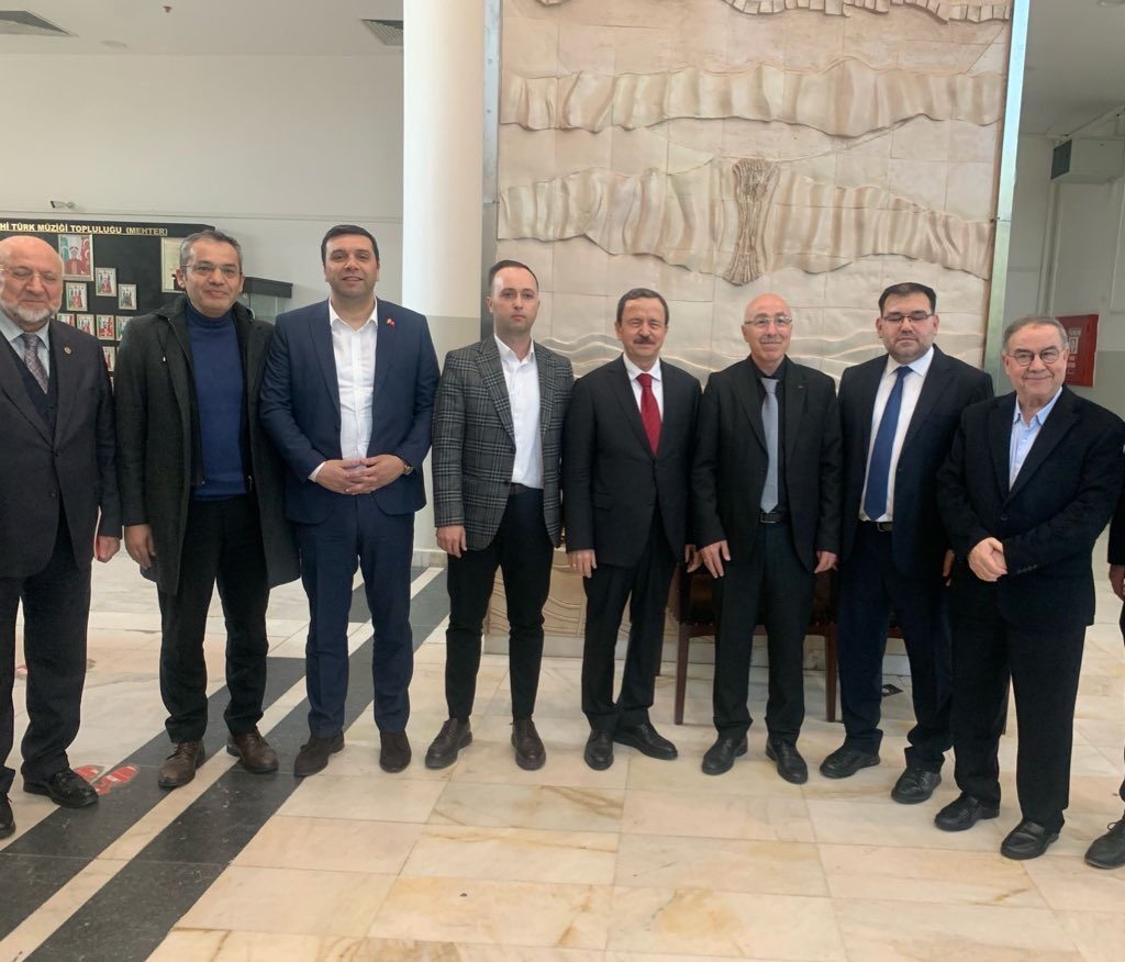 📍Ankara Gençlik Parkı NFK Salonu

Genel Başkanımız <a href="/BilalAY_/">Bilal AY</a>, <a href="/SetamTurkiye/">Setam Türkiye</a> tarafından düzenlenen “Yeniden Büyük Türkiye, Yerelden Genele Devlet Millet El Ele” paneline konuşmacı olarak katılarak “Toplumsal Diriliş ve Ahlaki Yükseliş” konulu bir sunum gerçekleştirdi.
<a href="/mtgundogan/">Prof. Dr. Mete GÜNDOĞAN</a>