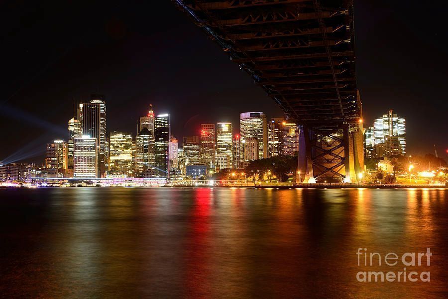KayeMenner's tweet photo. #Sydney #Skyline from #Milsons #Point during #Vivid #Sydney by Kaye Menner #Photography  Wide variety #Prints &amp; lovely #Products at:

https://t.co/1Nu34SXNff
#sydneycity #water #harbor #sydneyharbour #light #reflections #homedecor #giftideas #Art #artforsale #AYearForArt #Artist https://t.co/lz06iw5OSE
