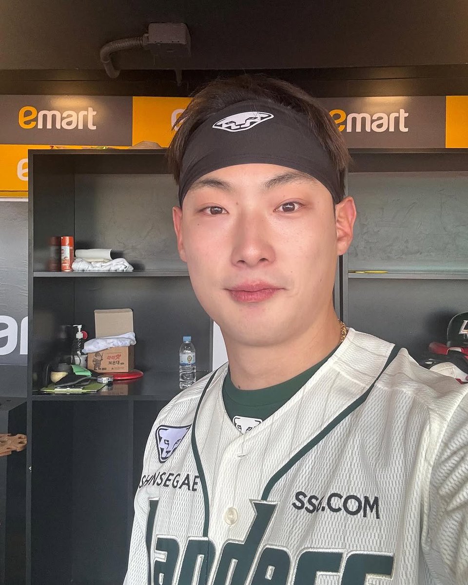 막내아들💕                      장남。