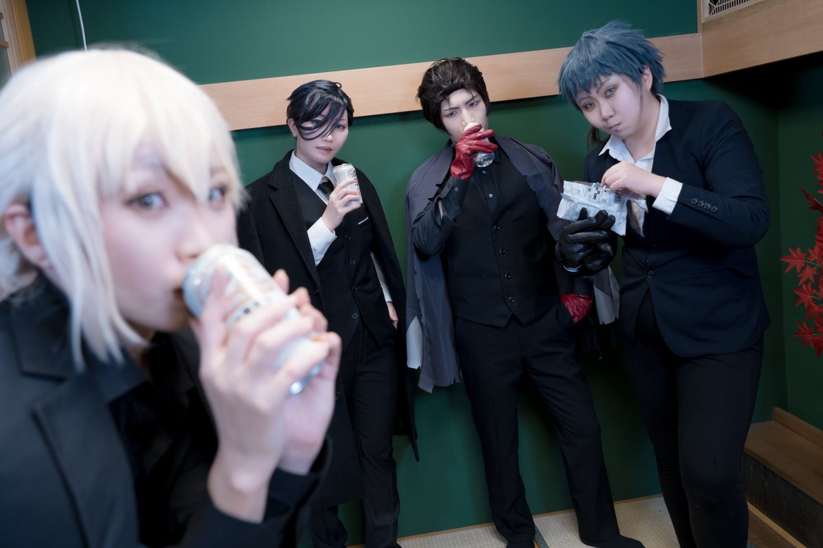 ───
Cosplay
⚠️捏造

新撰組がスーツでカッコよくキメ……
ああ、ぐだぐだしてきた

─────
photo 最高に愉快なカメラマン <a href="/TwilightCarrot/">にんじん@池ハロ3日間</a>