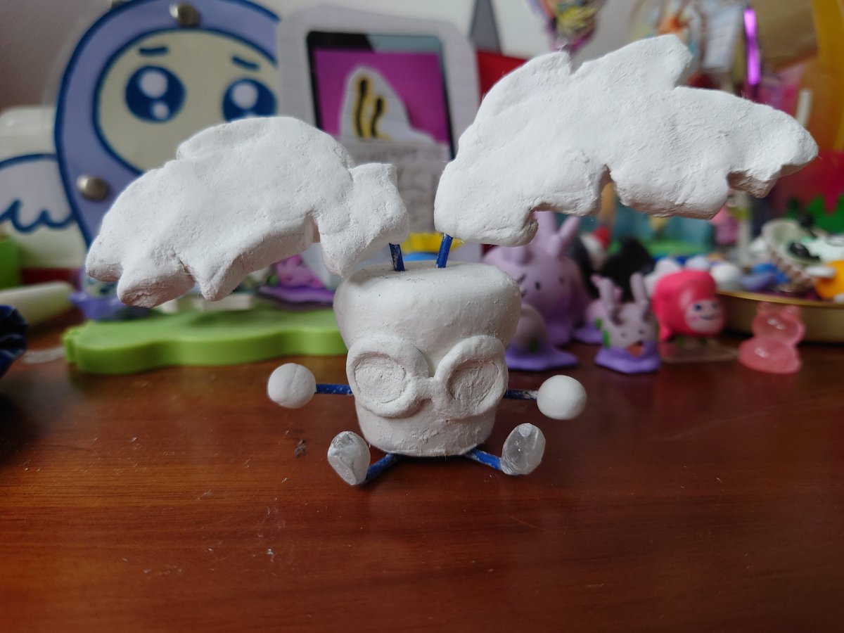 03eTEBSWT's tweet photo. (wip) Unpainted clay figure of Fern from Twilight Orchards. https://t.co/YvZbmMrNVA
