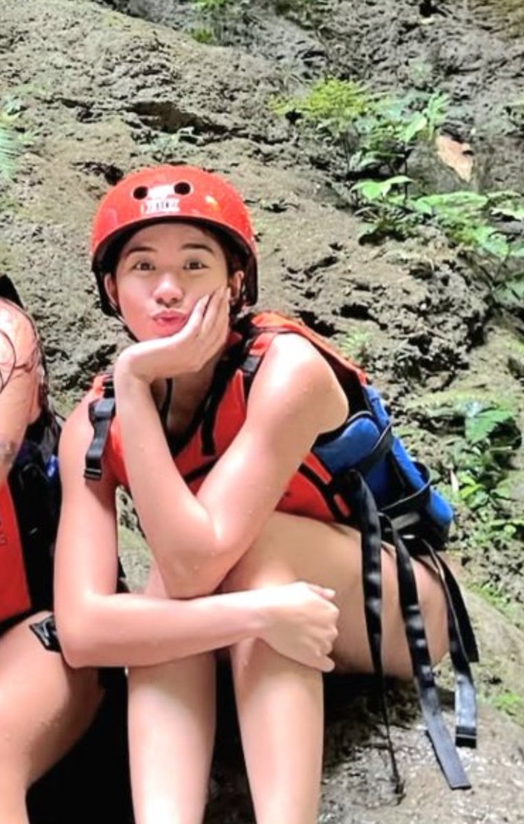 aiah pogi.                            aiah noot noot.