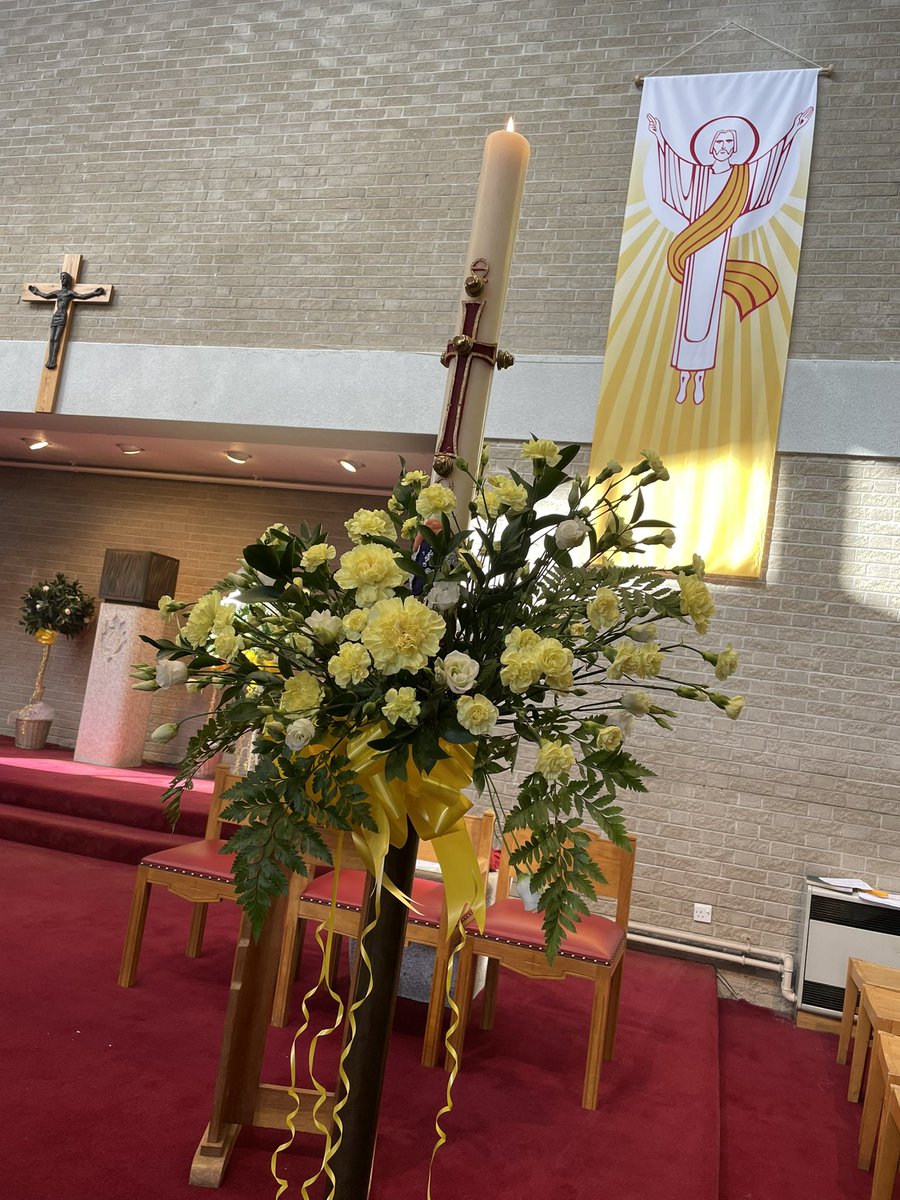 Happy Easter! 🤍💫🙏🏼 <a href="/lpoolcatholic/">Archdiocese of Liverpool</a>