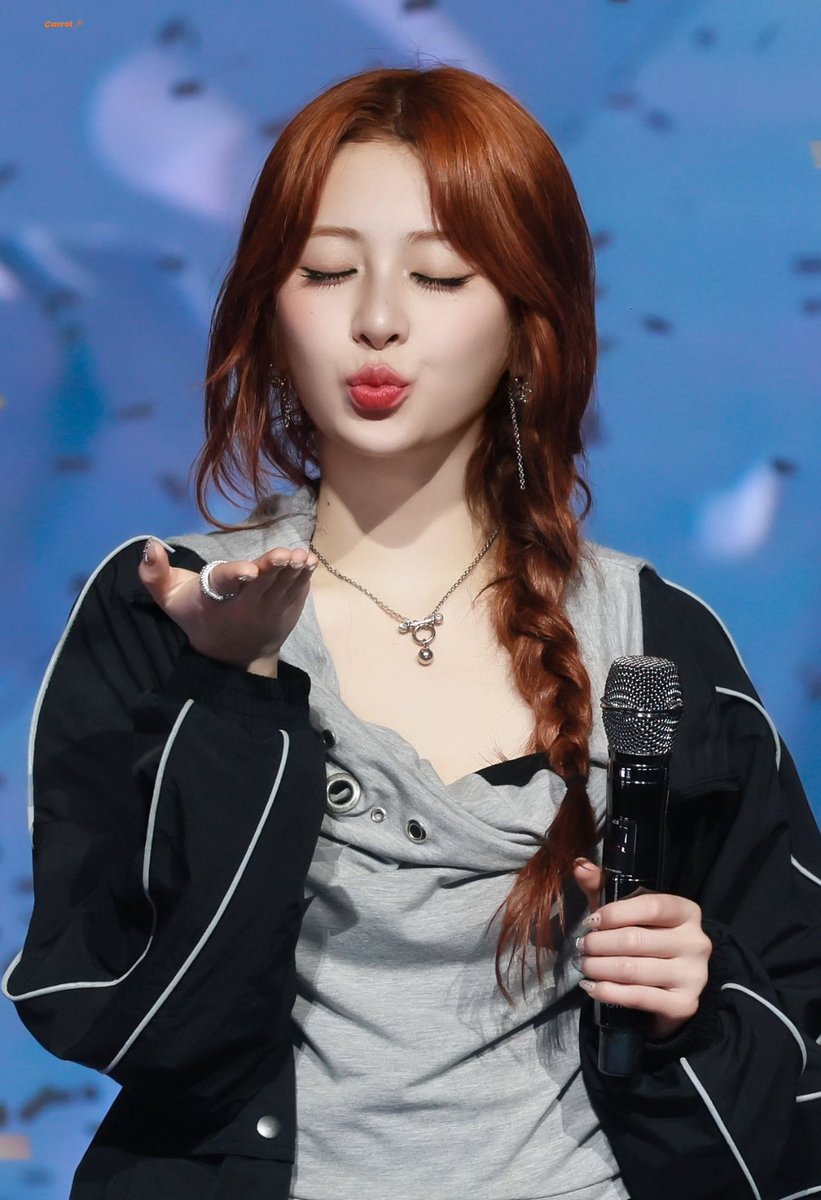 huhyunjinpics's tweet photo. my baby you deserve endless happiness https://t.co/QbWdsmHAEi