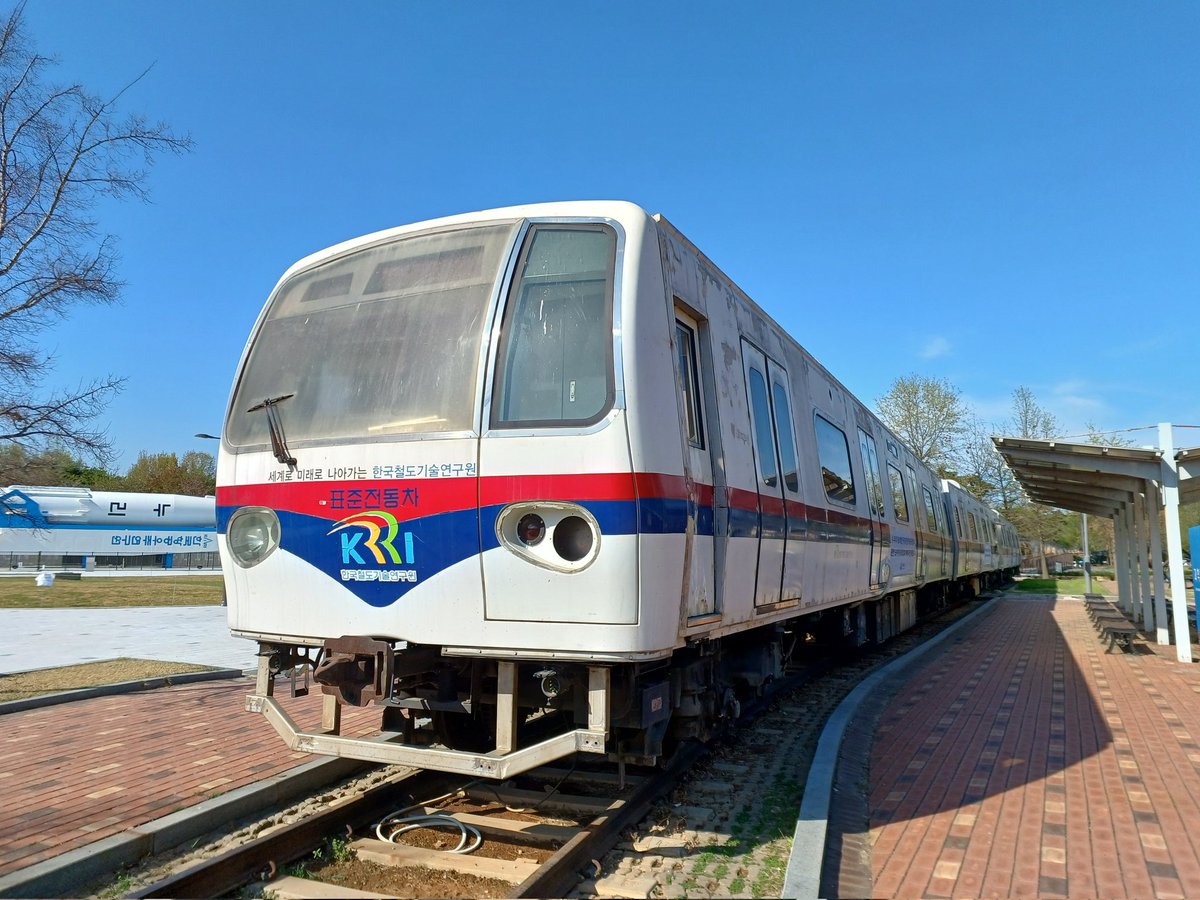 韓国中国の鉄道時刻表 鉄道時刻表ニュース書籍部 韓国中国の鉄道時刻表 鉄道時刻表ニュース書籍部