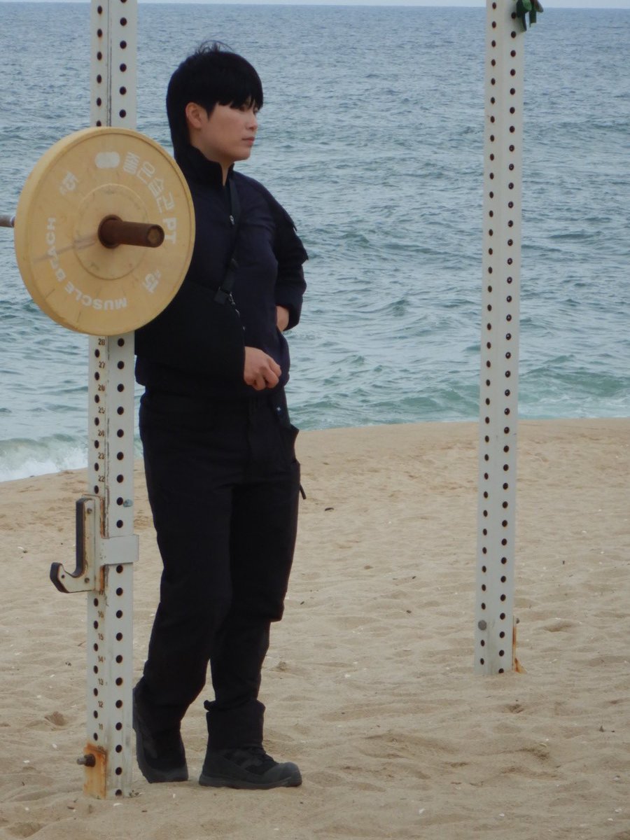 76Agme's tweet photo. 하하하하 https://t.co/C0HWY1WLGo