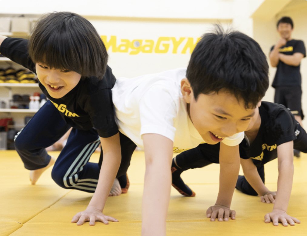 【クラヴマガ ジュニアクラス（4〜11歳）】
遊びながら護身術を学ぼう！体験受付中！
集中力や自信も育ちます。
magagym.com/junior/

#クラヴマガ #ジュニアクラス #護身術 #マガジム