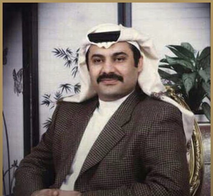 ibw_14's tweet photo. "مرات احس ان ضحكتي  بعدك عقوق
مرات احس ان البكى سر لرضاك" https://t.co/ZLCxKtNGpE
