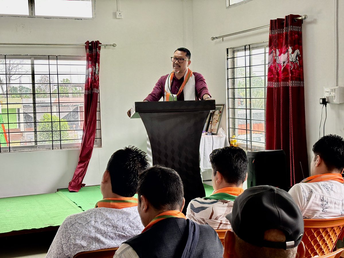 BJP Namsai District (@bjpnamsai2024) on Twitter photo "One Nation, One Election" Workshop Held at BJP District Office, Namsai
A thought-provoking workshop on the visionary concept of *"One Nation, One Election"* was successfully organized by BJP Namsai District at the District Party Office, Namsai.
<a href="/ChownaMeinBJP/">Chowna Mein</a> <a href="/ZingnuChau/">Chau Zingnu Namchoom</a> "One Nation, One Election" Workshop Held at BJP District Office, Namsai
A thought-provoking workshop on the visionary concept of *"One Nation, One Election"* was successfully organized by BJP Namsai District at the District Party Office, Namsai.
<a href="/ChownaMeinBJP/">Chowna Mein</a> <a href="/ZingnuChau/">Chau Zingnu Namchoom</a>