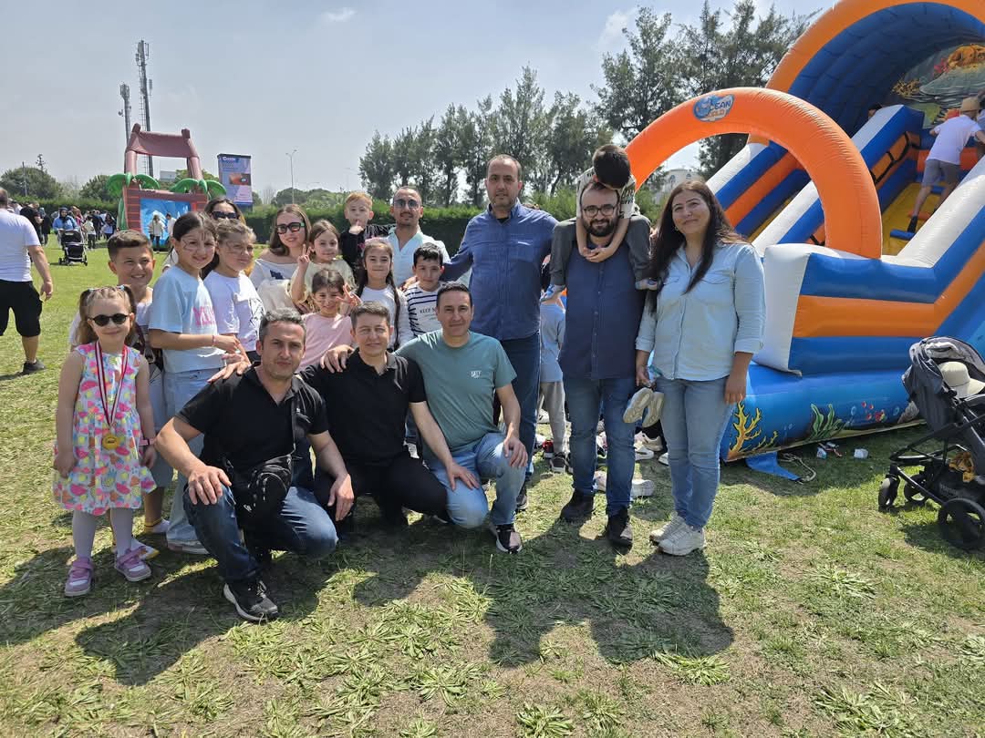 GuvenKaradag77's tweet photo. #CmsJant Fabrikamızda Her Yıl Geleneksel Olarak Düzenlenen 23 NİSAN Resim Yarışmasında
Ödül Töreni Düzenlendi. Çocuklarımız çeşitli eğlenceli aktiviteler ve oyunlarla güzel vakit geçirdi.
"Her Çocuk Güzeldir..Ayrı Ayrı Özeldir" https://t.co/XsAJadjEr2