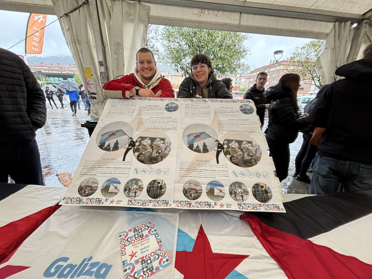 galizanova's tweet photo. Neste Aberri Eguna desde Iruña queremos mandar todo o noso apoio internacionalista a loita pola liberación de Euskal Herria. 

Após unha semana de convivio internacionalista en Berriozar no @gazteoneskutik organizado por @ernaigazte reafirmamos o noso compromiso coas nacións sen estado e con todos os pobos do mundo no camiño cara á súa liberdade! ✊🏼