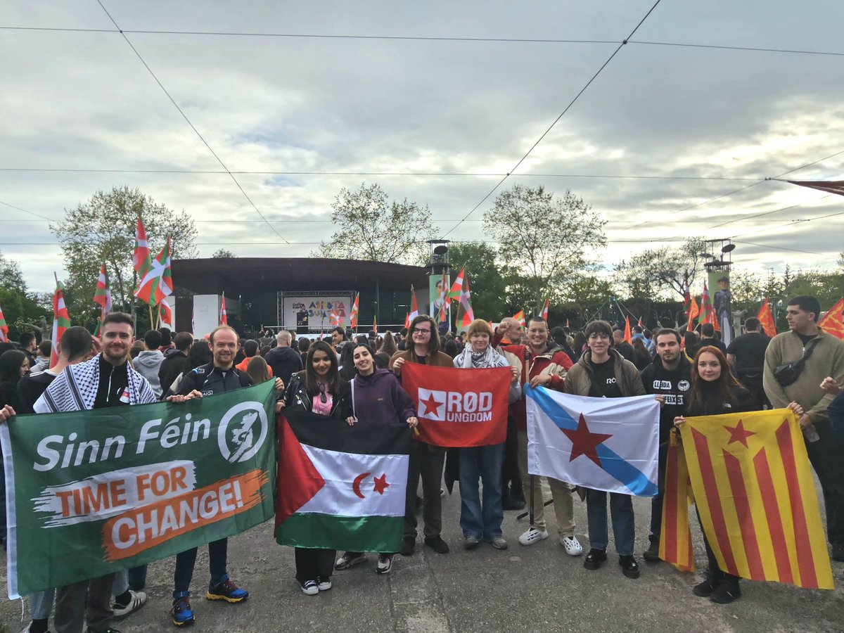 Neste Aberri Eguna desde Iruña queremos mandar todo o noso apoio internacionalista a loita pola liberación de Euskal Herria. 

Após unha semana de convivio internacionalista en Berriozar no <a href="/gazteoneskutik/">Gazteon Eskutik</a> organizado por <a href="/ernaigazte/">Ernai</a> reafirmamos o noso compromiso coas nacións sen