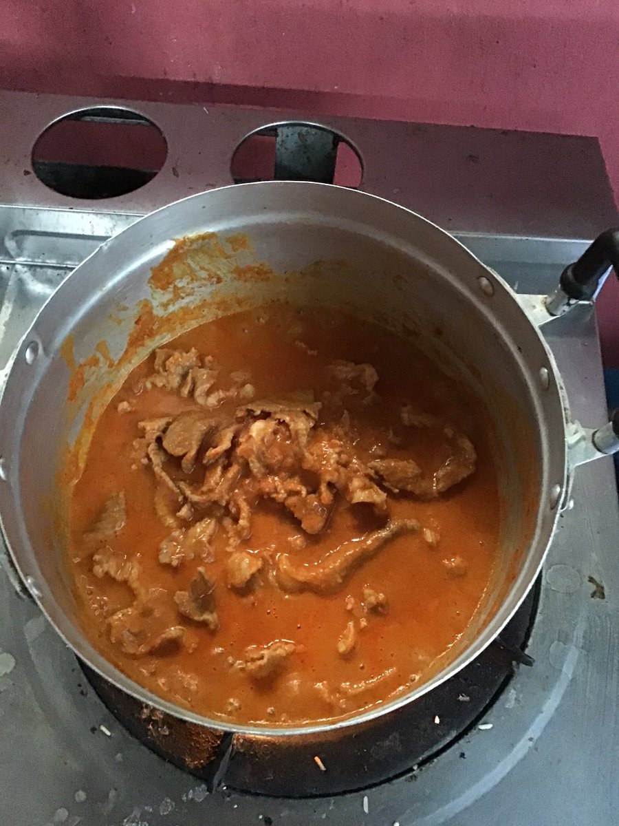 เห็นแต่ว่าทำกับข้าวเป็นยุเด้อ