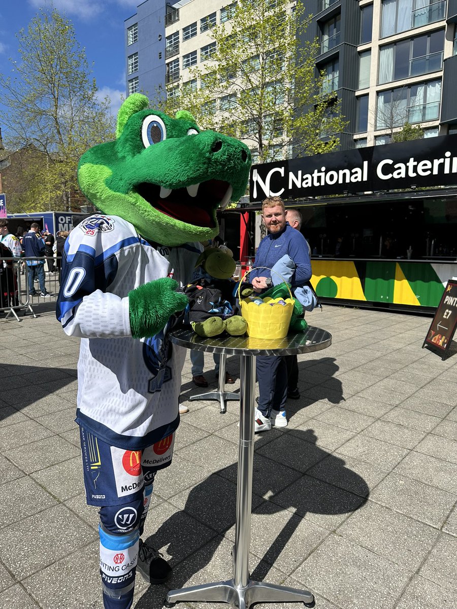 scorchblaze's tweet image. Bringing Easter to Nottingham. Happy Easter Elite league fans #PlayoffWeekend #party